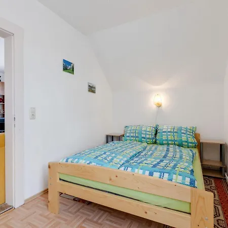 Cozy In With Garden Apartmán