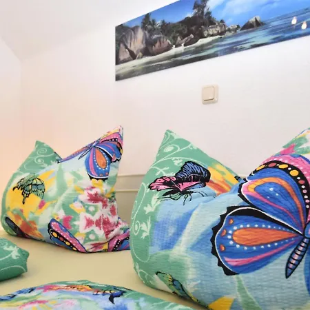 Cozy In With Garden Altenfeld (Thuringia)